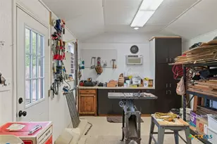 2000 N 15th St, Temple, TX 76501 - Photo 38