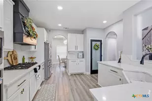 2466 Parsons Rd, Victoria, TX 77904 - Photo 6