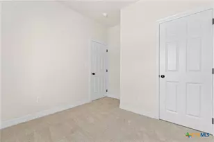 209 S 18th St, Temple, TX 76501 - Photo 16