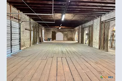 200 W New Braunfels Street, Seguin, TX 78155 - Photo 18