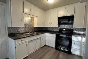 4612 Camellia St, Victoria, TX 77904 - Photo 2
