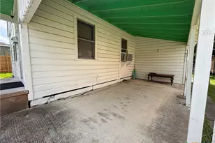 1307 E Mistletoe Ave, Victoria, TX 77901 - Photo 14