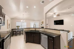 605 W Vega Ln, Killeen, TX 76542 - Photo 10