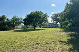 206 Barton Ln, Gatesville, TX 76528 - Photo 16