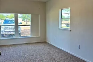 206 Barton Ln, Gatesville, TX 76528 - Photo 8