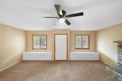 185 Oklahoma Avenue, New Braunfels, TX 78130 - Photo 6