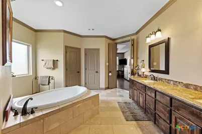 1074 Doves Landing Court, Salado, TX 76571 - Photo 32