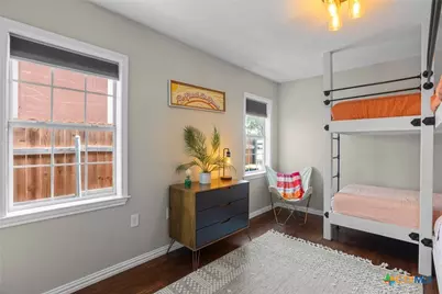200 N Pearl Street, Belton, TX 76513 - Photo 24