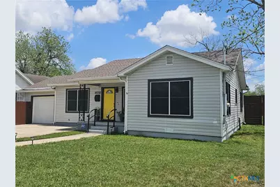 2002 N Wheeler Street, Victoria, TX 77901 - Photo 2