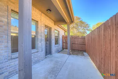 388 E Faust Street, New Braunfels, TX 78130 - Photo 20