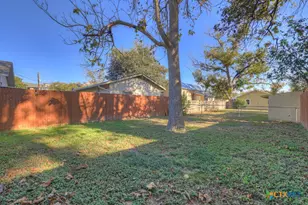 388 E Faust St, New Braunfels, TX 78130 - Photo 24