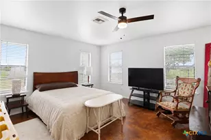 5032 S Santa Clara Rd, Seguin, TX 78155 - Photo 6