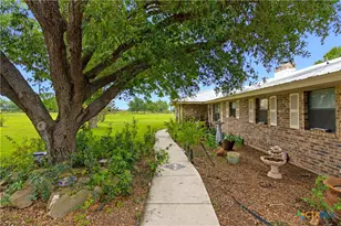 5032 S Santa Clara Rd, Seguin, TX 78155 - Photo 38