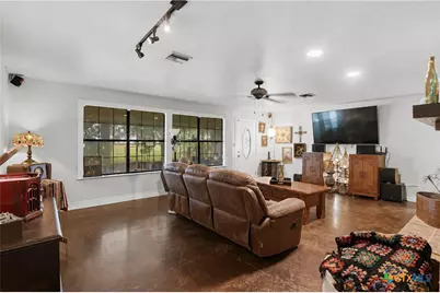 5032 S Santa Clara Road, Seguin, TX 78155 - Photo 10