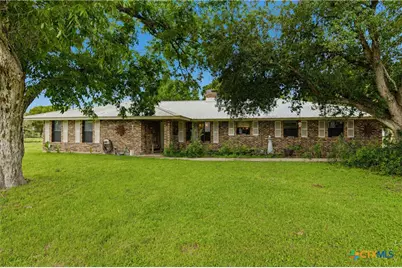 5032 S Santa Clara Road, Seguin, TX 78155 - Photo 1