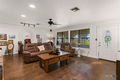5032 S Santa Clara Road, Seguin, TX 78155 - Photo 14