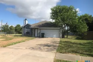 613 Lisa Ln, Killeen, TX 76543 - Photo 1