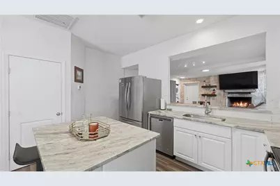 1650 Katy Street, New Braunfels, TX 78130 - Photo 8