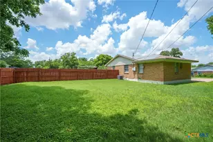 1010 Goode Dr, Killeen, TX 76543 - Photo 26