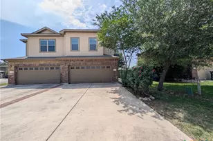 1028 Brown Rock Dr, New Braunfels, TX 78130 - Photo 1