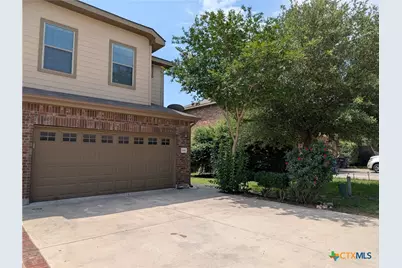 1028 Brown Rock Drive, New Braunfels, TX 78130 - Photo 2