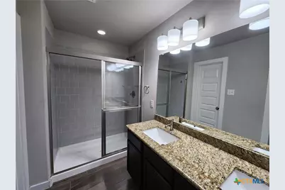 319 Creekside Curve, New Braunfels, TX 78130 - Photo 18