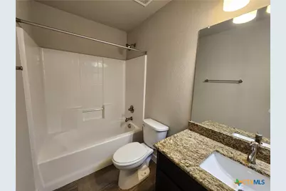 319 Creekside Curve, New Braunfels, TX 78130 - Photo 26
