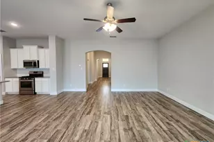 1331 Gruene Glen, New Braunfels, TX 78132 - Photo 14