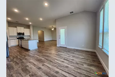 1331 Gruene Glen, New Braunfels, TX 78132 - Photo 6