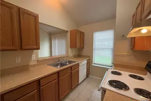 3031 Pine Valley Dr, New Braunfels, TX 78130 - Photo 8