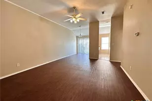3031 Pine Valley Dr, New Braunfels, TX 78130 - Photo 2