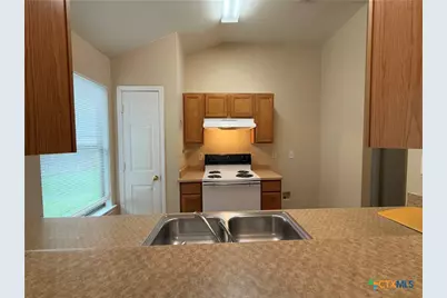 3031 Pine Valley Drive, New Braunfels, TX 78130 - Photo 6