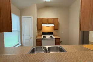 3031 Pine Valley Dr, New Braunfels, TX 78130 - Photo 6