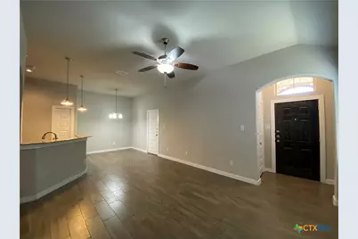 371 Creekside Curve, New Braunfels, TX 78130 - Photo 2