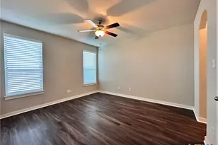 371 Creekside Curve, New Braunfels, TX 78130 - Photo 12