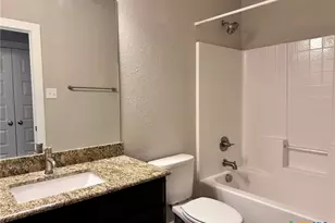 371 Creekside Curve, New Braunfels, TX 78130 - Photo 16
