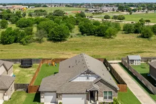 1202 Carnaby Dr, Temple, TX 76502 - Photo 1