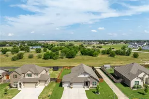 1202 Carnaby Dr, Temple, TX 76502 - Photo 4