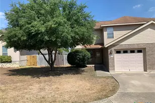 3014 Green Mountain Dr, New Braunfels, TX 78130 - Photo 2