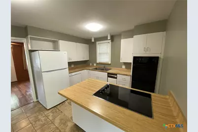 1030 Cole Avenue, New Braunfels, TX 78130 - Photo 10