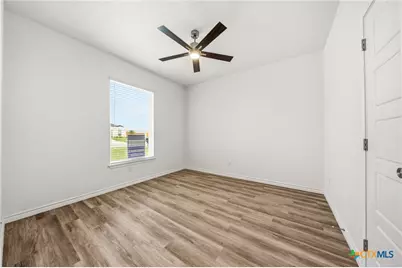 1215 Victory Ranch Trail, Killeen, TX 76549 - Photo 6