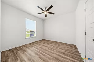1215 Victory Rnch Trl, Killeen, TX 76549 - Photo 6