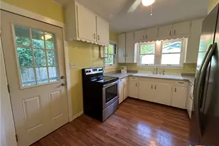 893 Pine St, New Braunfels, TX 78130 - Photo 10