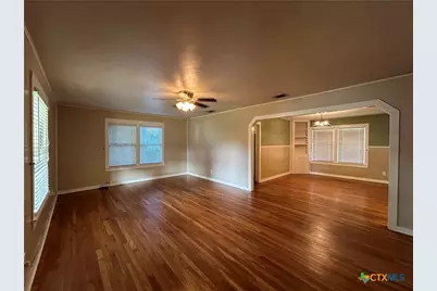 893 Pine Street, New Braunfels, TX 78130 - Photo 6