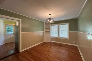 893 Pine St, New Braunfels, TX 78130 - Photo 8