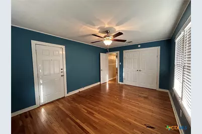 893 Pine Street, New Braunfels, TX 78130 - Photo 14