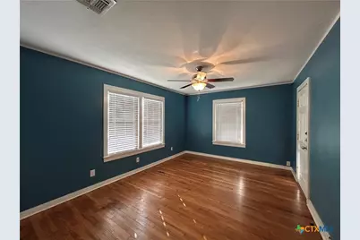 893 Pine Street, New Braunfels, TX 78130 - Photo 12