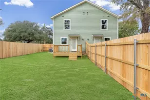 622 E 8th Ave, Belton, TX 76513 - Photo 32