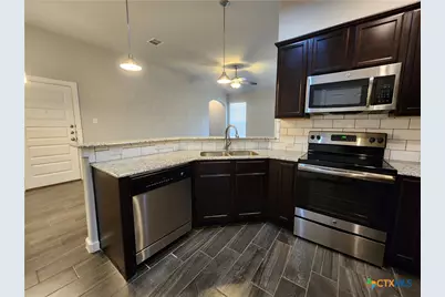350 Creekside Curve, New Braunfels, TX 78130 - Photo 16