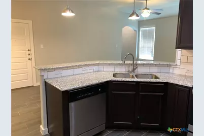 350 Creekside Curve, New Braunfels, TX 78130 - Photo 14
